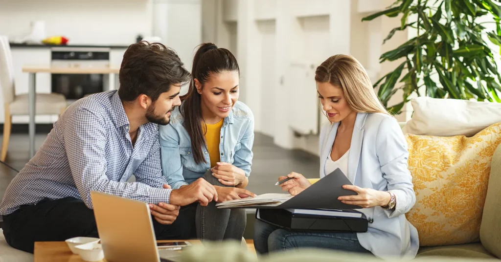 Real Estate and Buyers Agency: Comparing Your Options (and Where Sydney Tattoo Artists Fits In)

